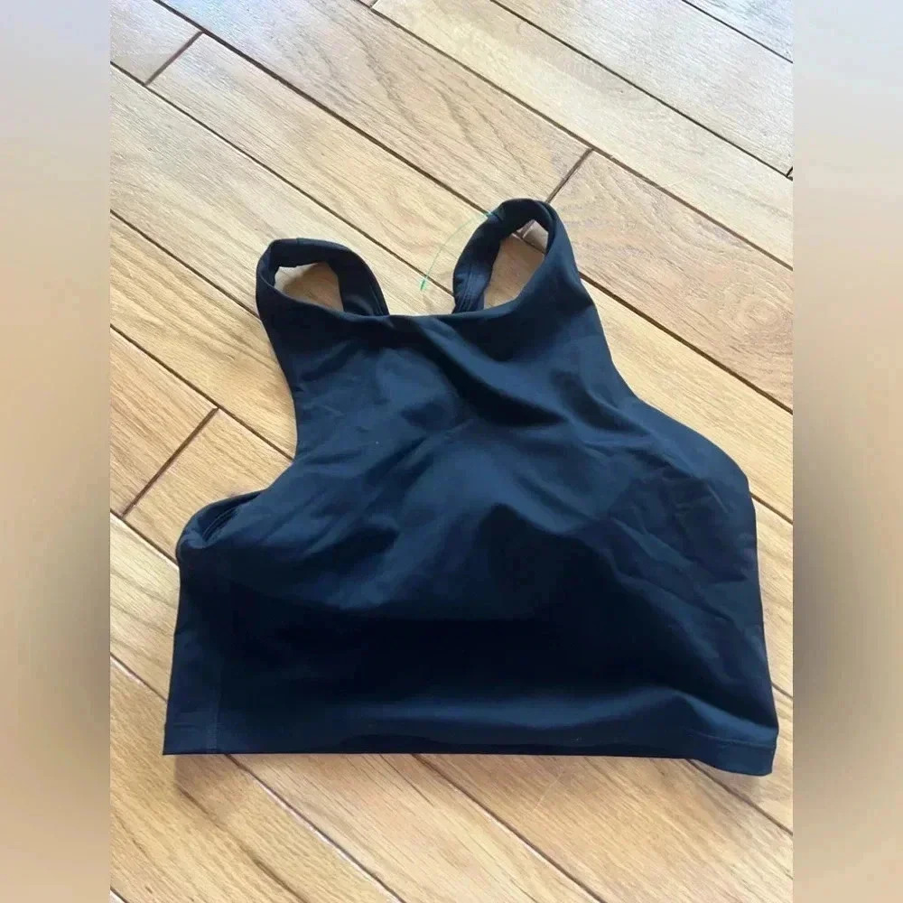 Athleta - Conscious Crop Top - Built in Sports Bra